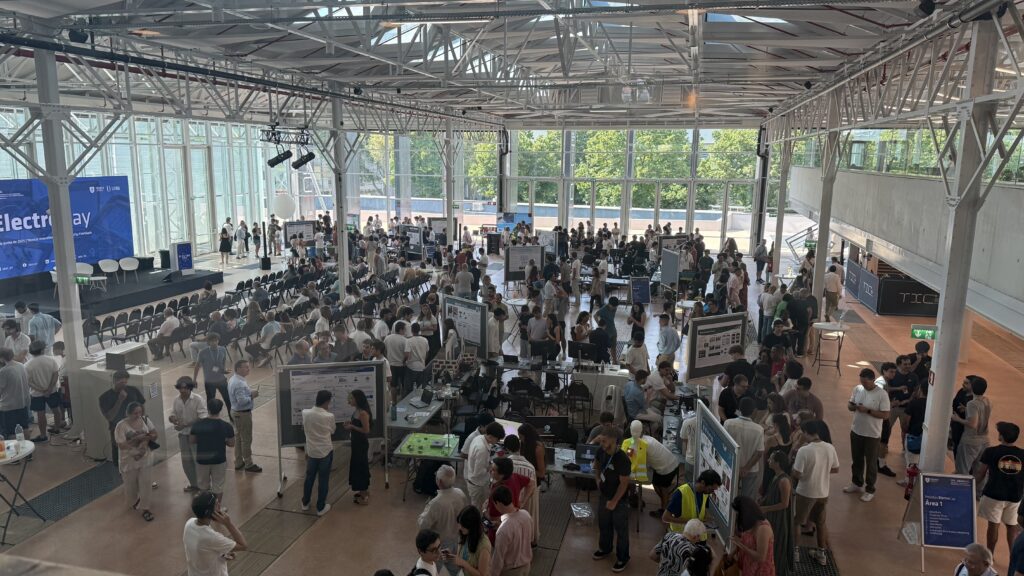 Como criar um evento com sistema de votação